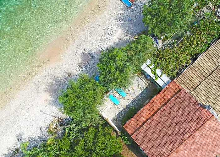 Beach House Varvara